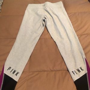 VS PINK Ultimate Leggings 🩶🖤💜 Size small